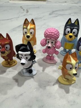 Bluey Character Mini Figures - Assorted Colors (Set of 8)